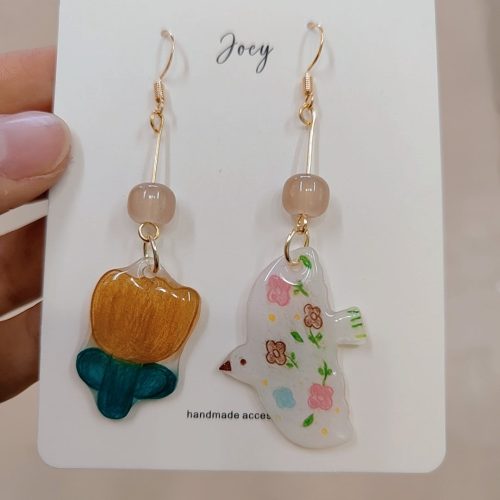 CuteCartoonHandmadeShrinkPlasticEarrings1 3f5e5960 56d9 4df7 9cce 2d92a0993240