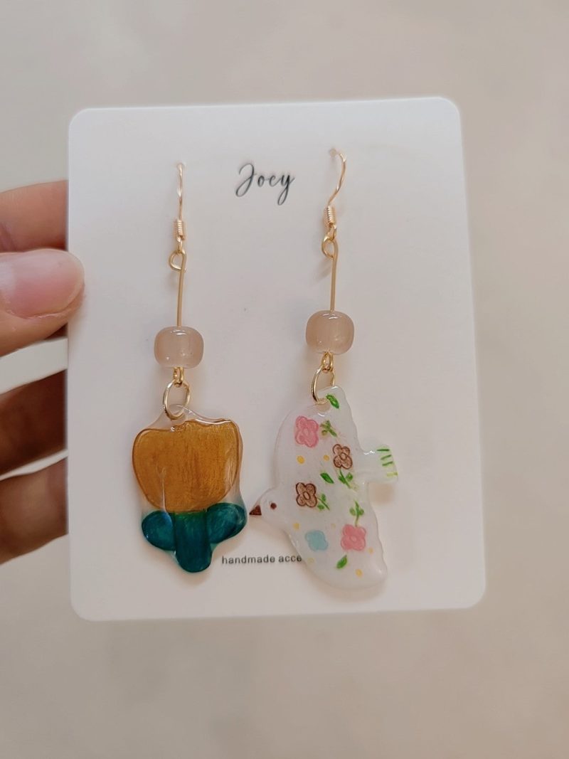 CuteCartoonHandmadeShrinkPlasticEarrings2 656f0501 1147 4381 bc24 860ef21fa08b