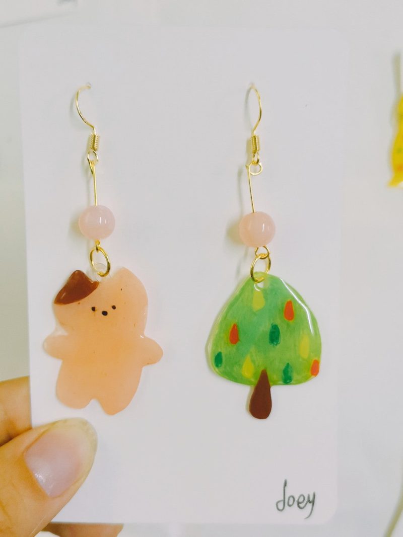 CuteCatsShrinkPlasticEarrings1