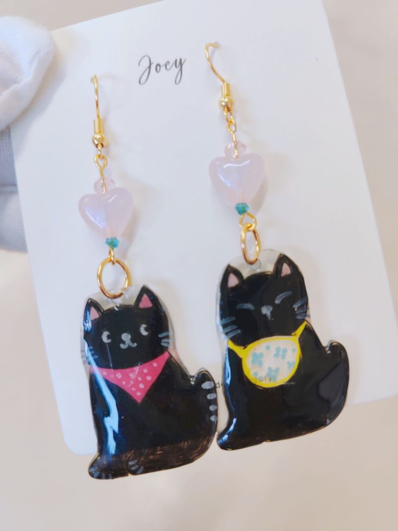 CuteCatsShrinkPlasticEarrings3 352fe2b9 db5e 4aa4 87ec 200ff23a2e51