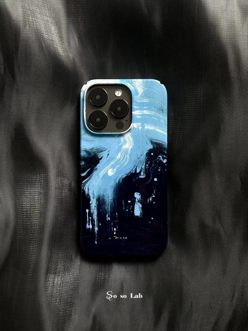 DreamBlueRiverPrintedPhoneCase1