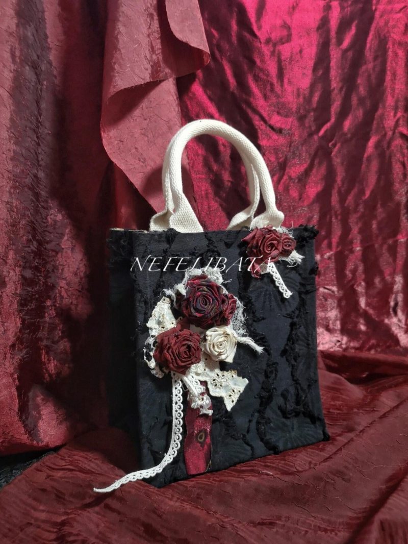 DukeRedRosesLaceTote11