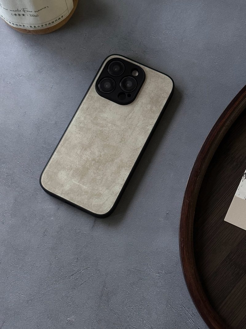 EmptyPhoneCase2