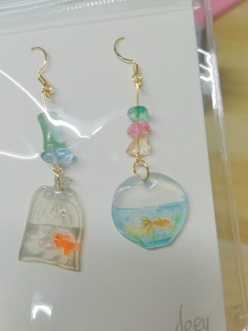 FishTankShrinkPlasticEarrings3 1a5a3809 330a 4c0f 8a46 2d1ef598cbde