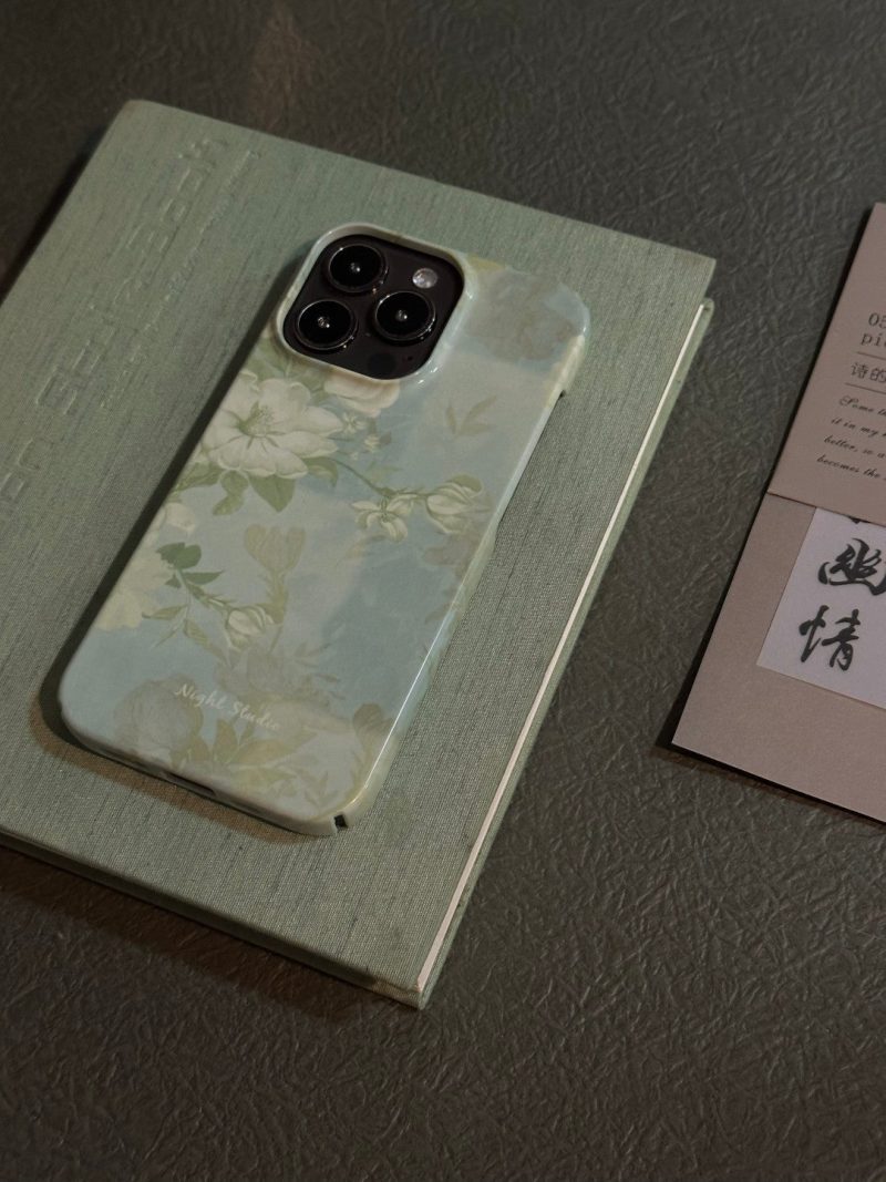 FloralElegancePrintedPhoneCase2