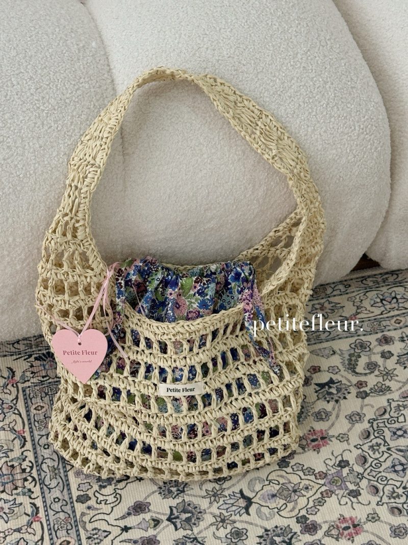 FloralHandwovenStrawBag16