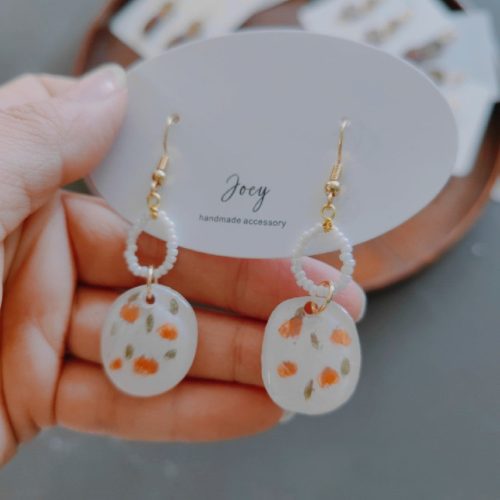 FlowerShrinkPlasticEarrings1 6f422cd3 f69e 4e3d a653 c1ed31444d39