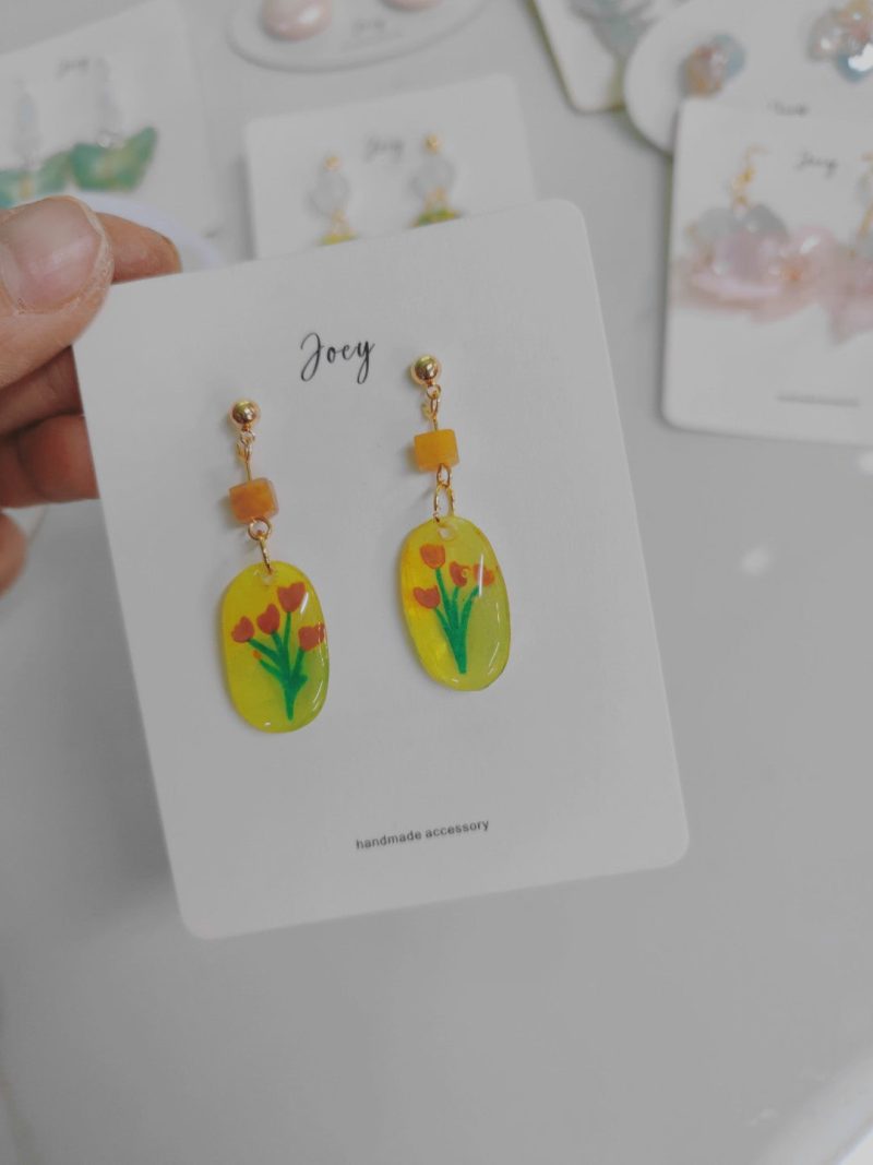 FlowerShrinkPlasticEarrings2 6c124a2c 12c7 4c90 8d01 df8206d3c77a