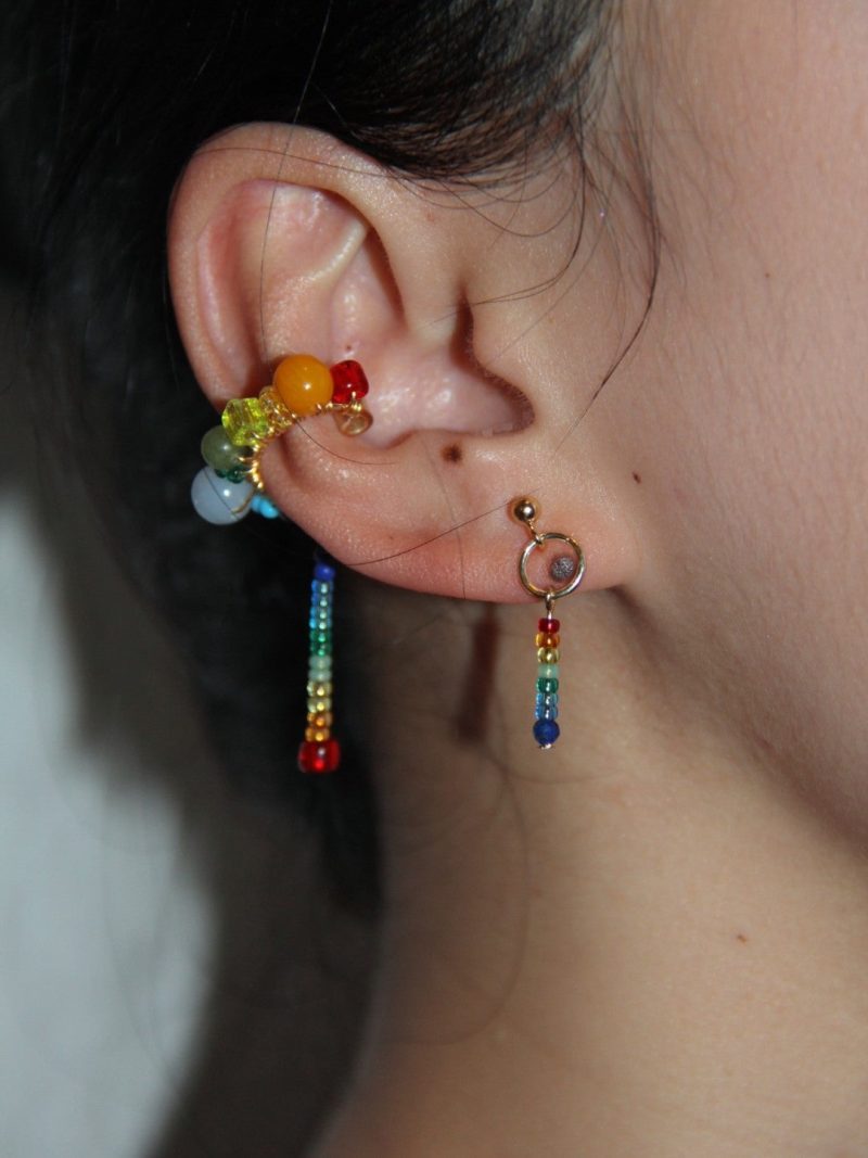 FunnyRainbowBeadedEarrings2