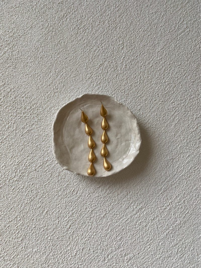 GoldTeardropDropStudEarrings3