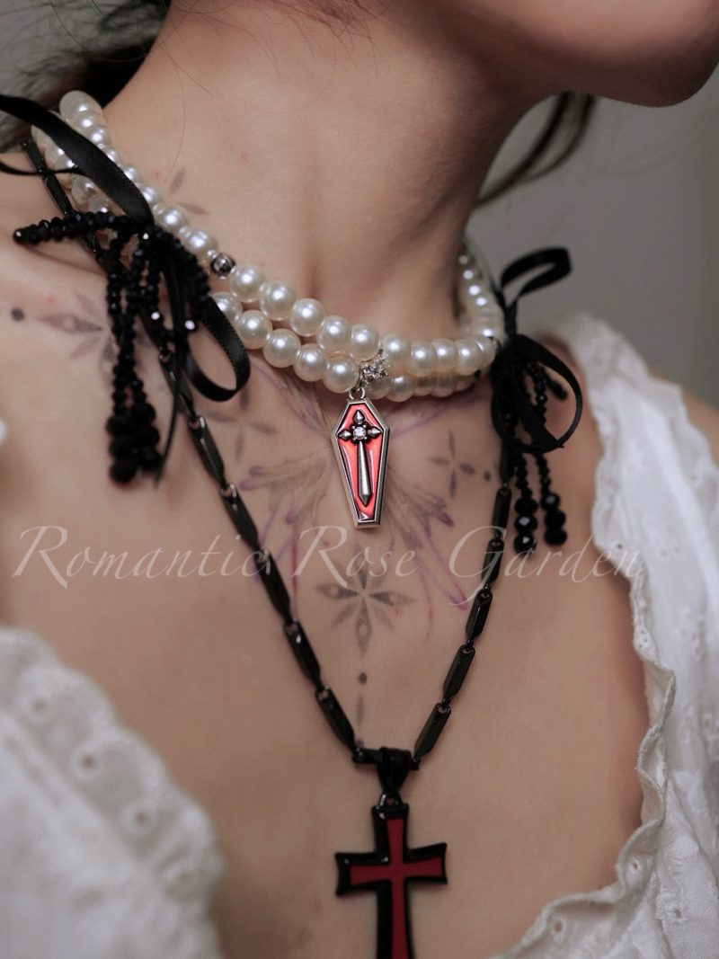 GothicBalletBlackBowThreeStrandPearlChoker3