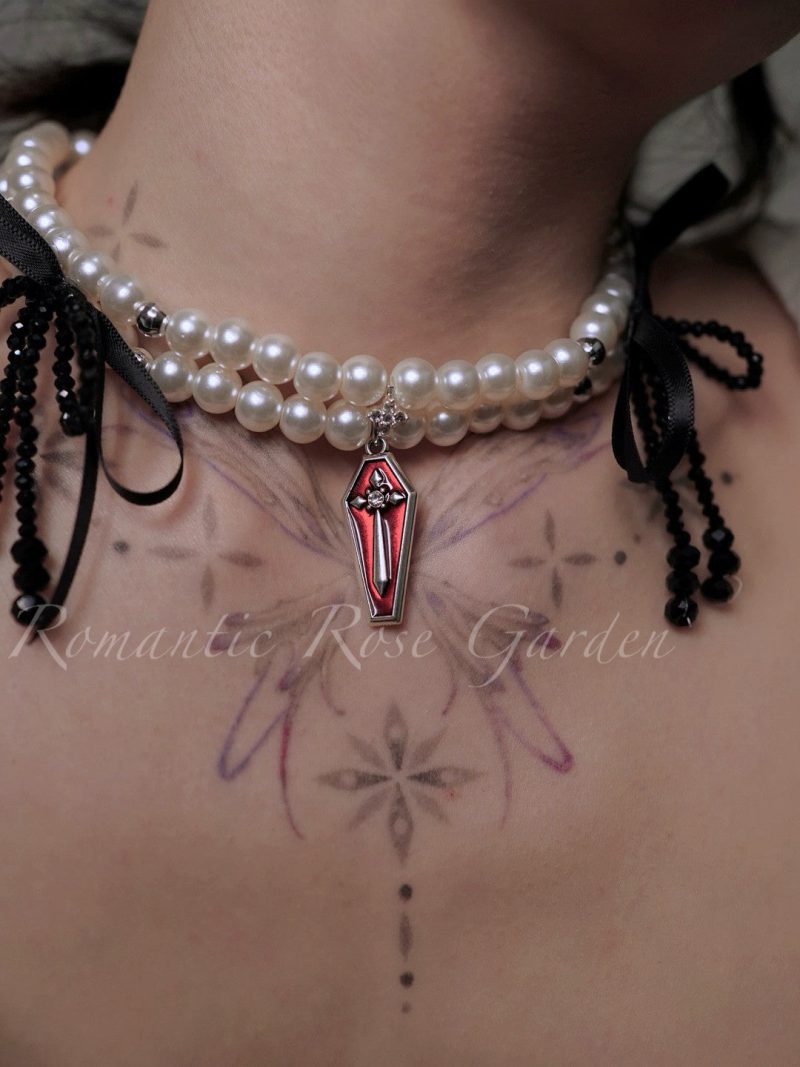 GothicBalletBlackBowThreeStrandPearlChoker4