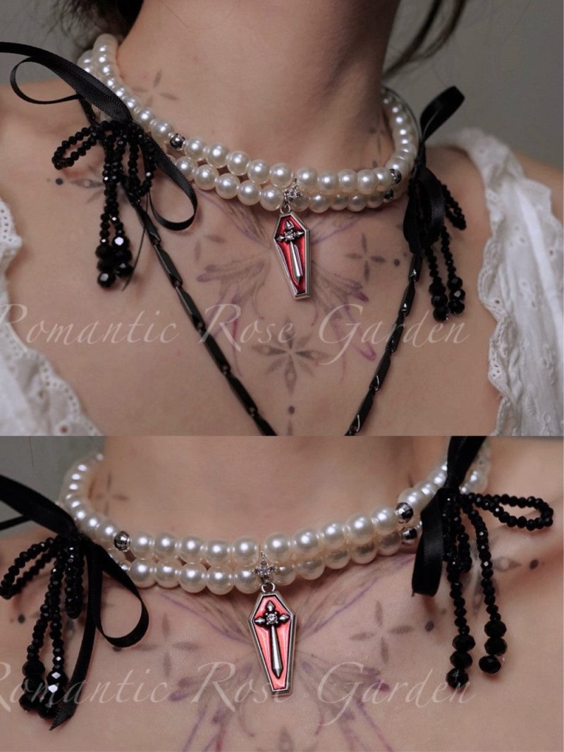 GothicBalletBlackBowThreeStrandPearlChoker5