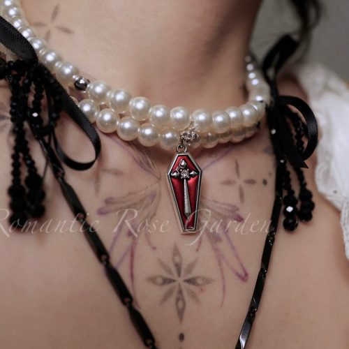 GothicBalletBlackBowThreeStrandPearlChoker6