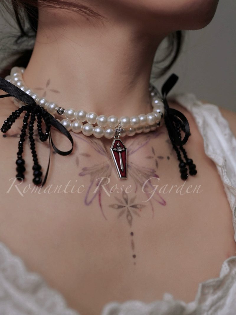 GothicBalletBlackBowThreeStrandPearlChoker7