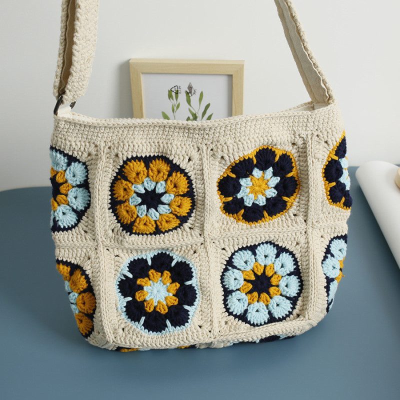 GrannySquareFlowerCrochetShoulderBag2