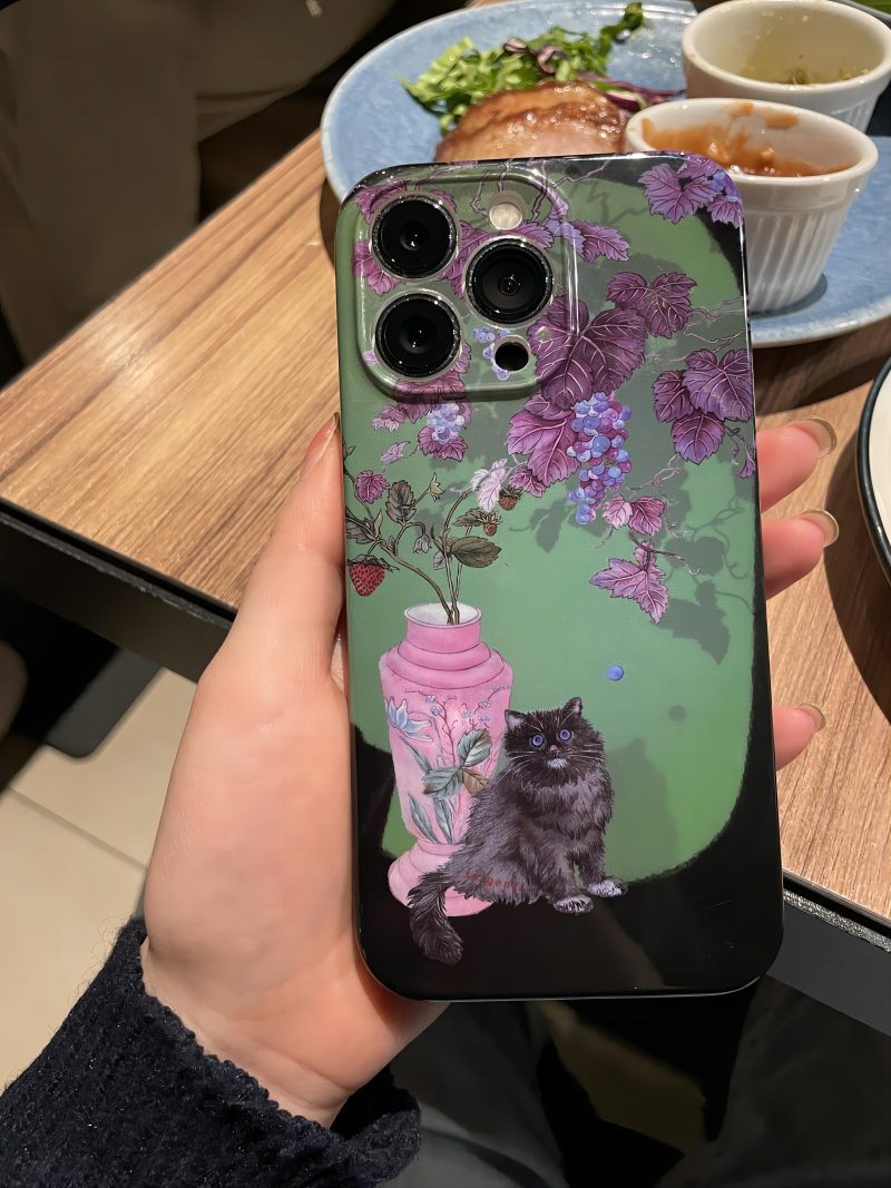 GrapeVineCatPrintedPhoneCase1