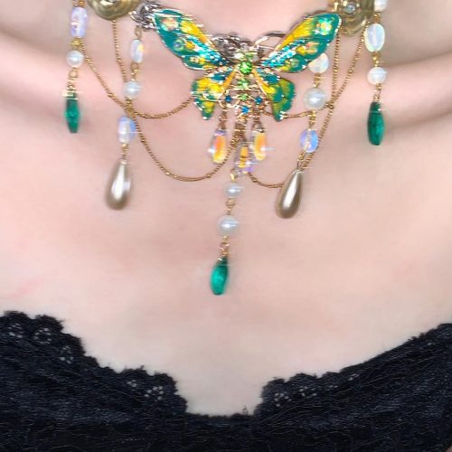 GreenButterflyLayeredTasselChoker4