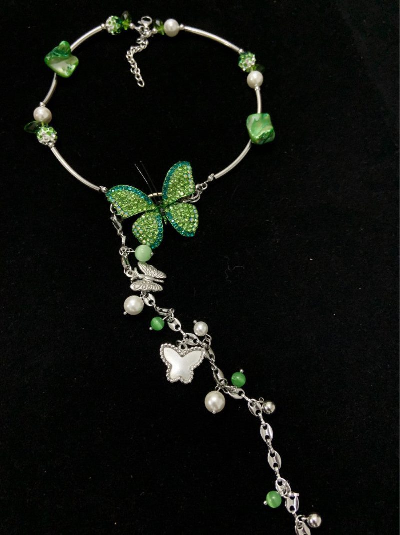 GreenForestButterflyNecklace3