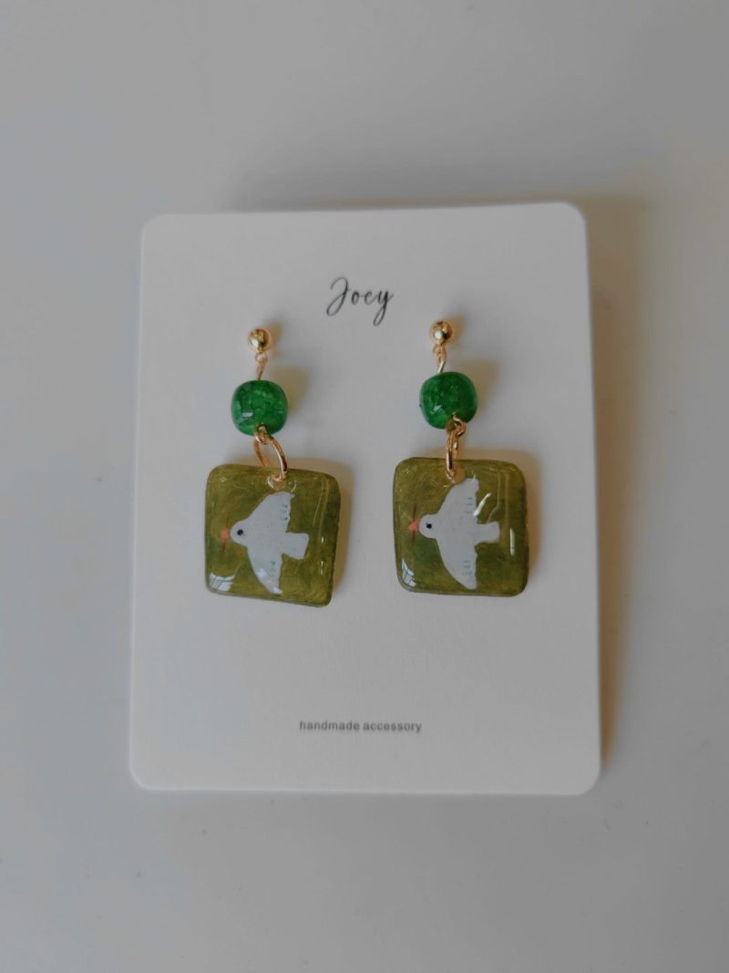 Green Flying Bird Shrink Plastic Earring1