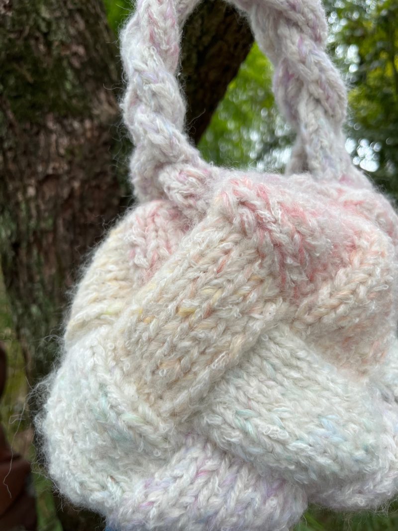 HandmadeCrochetCloudHandbag1