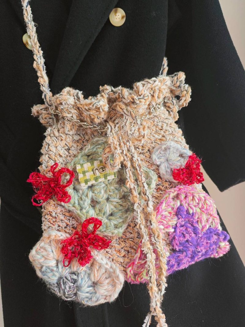 HandwovenFlowerBowCrossbodyHoboBag3