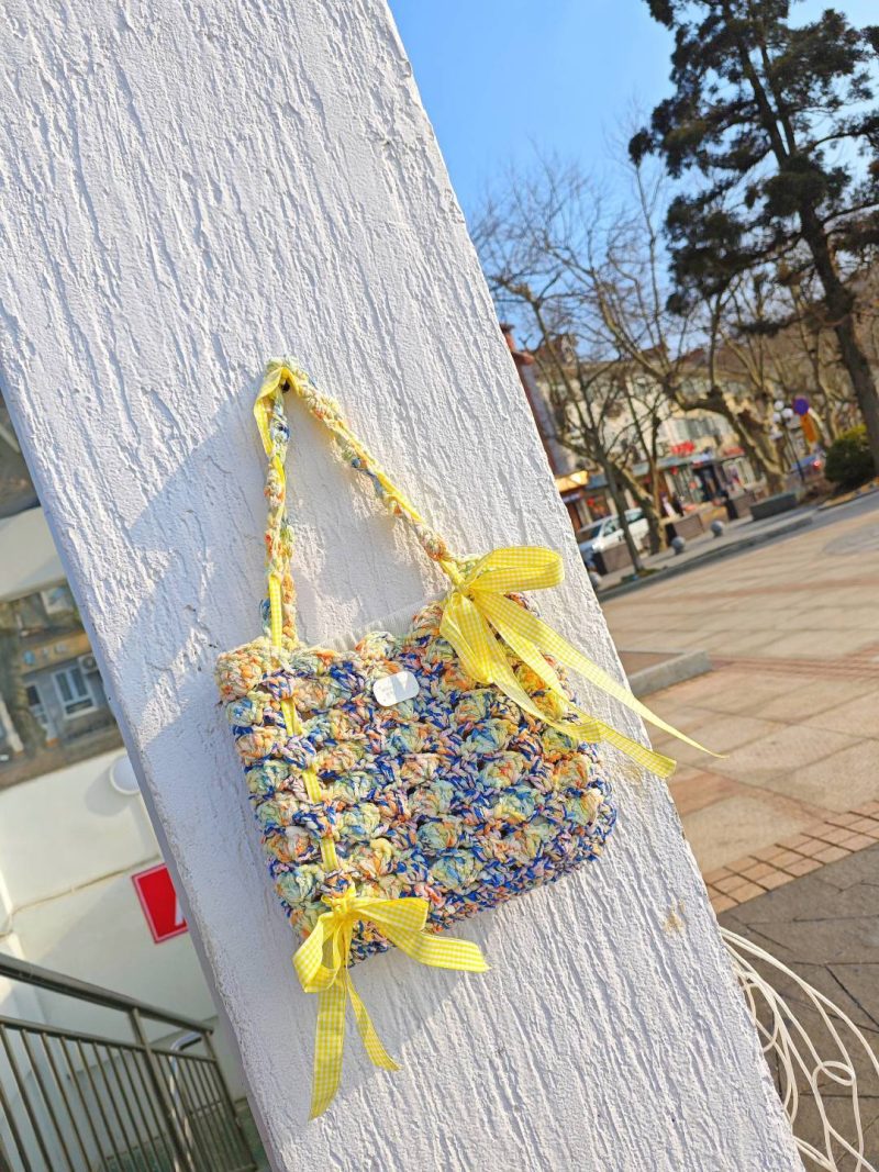 HandwovenSpringDayYellowBowShoulderBag1