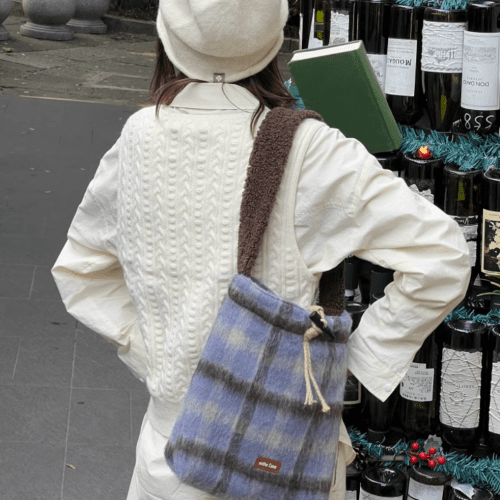 IcelandicMochaDoublefacePlaidShoulderBag6