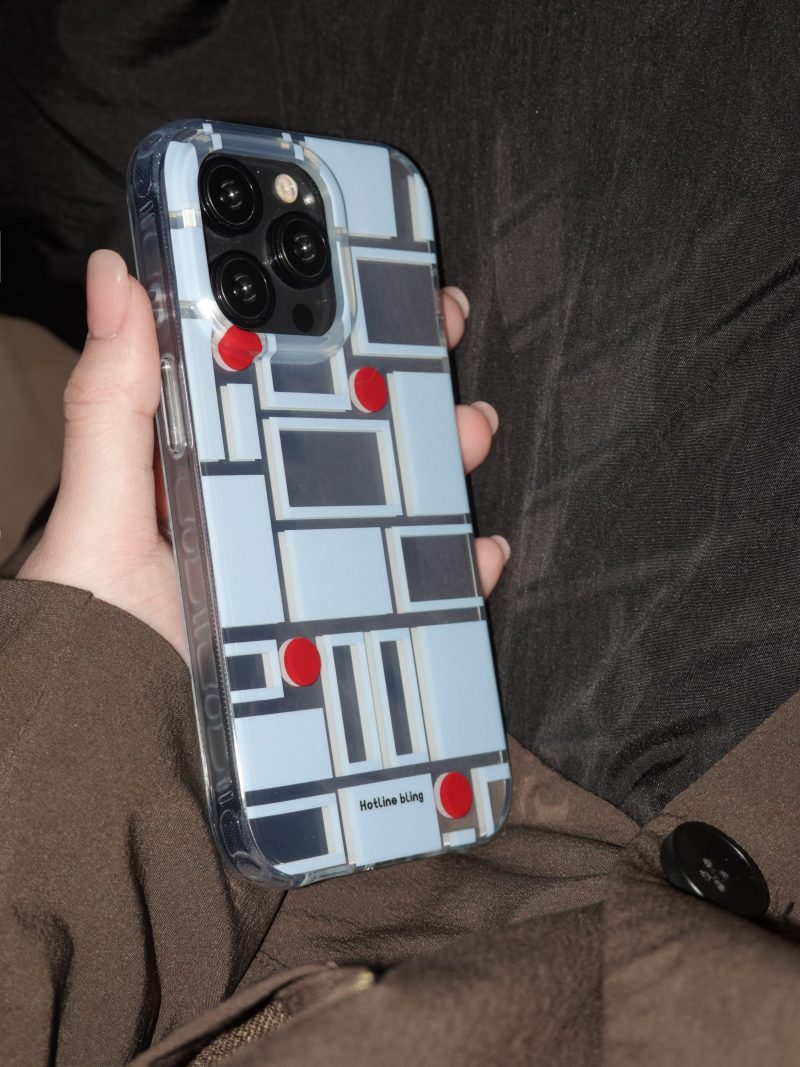 JumpingIceCubePhoneCase4