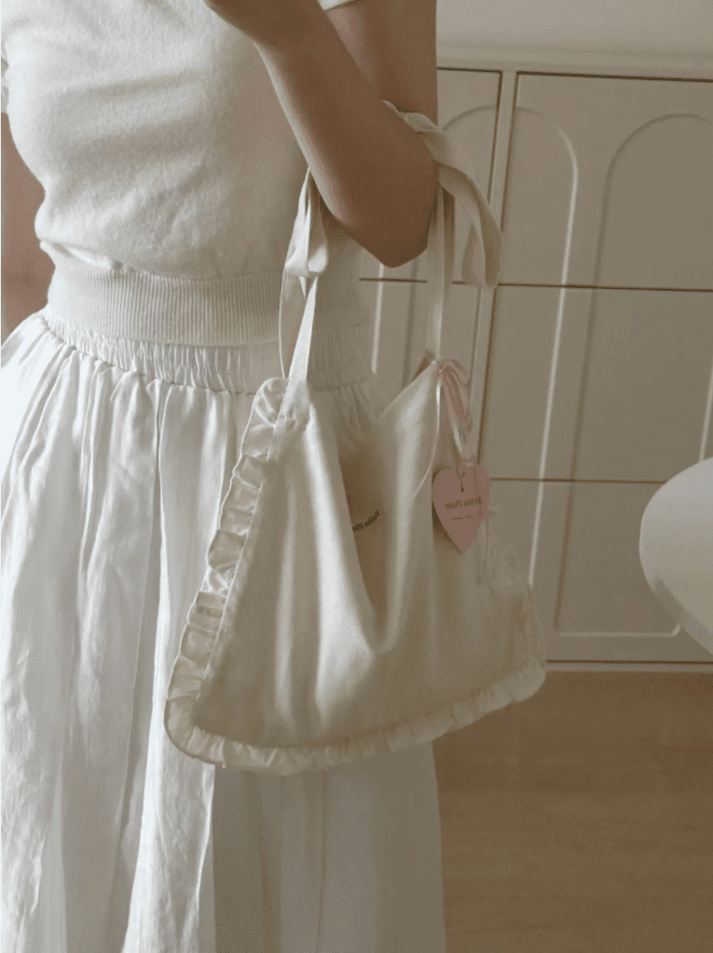 LaceBowCrossbodyBag2