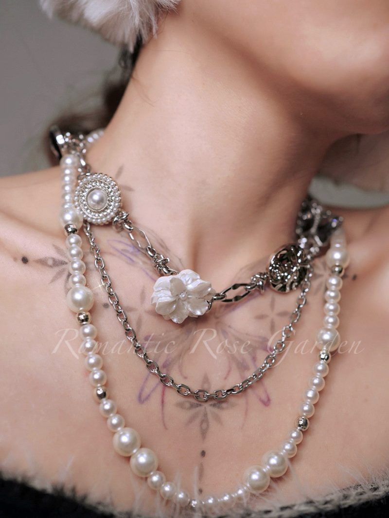 LadyMaryDoubleStrandWhiteFlowerChoker5