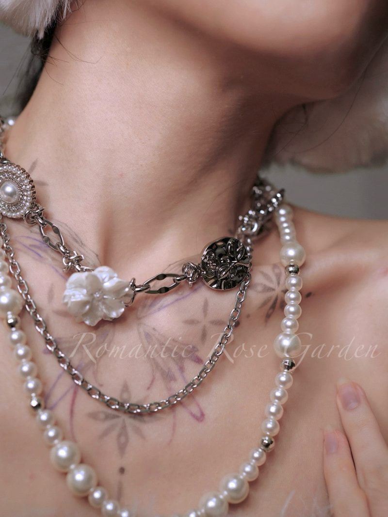 LadyMaryDoubleStrandWhiteFlowerChoker7