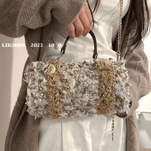 LadyRichCrochetCrossbodyBag3