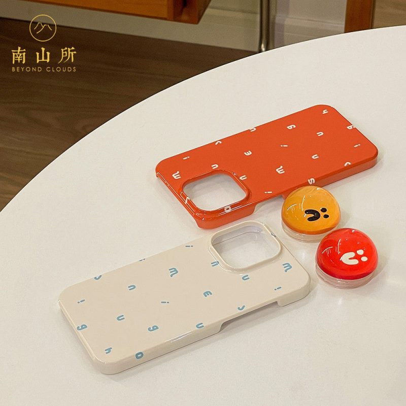 LettersPrintedPhoneCase1