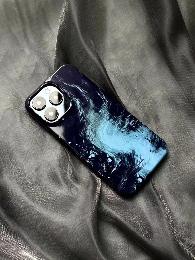 LightningRiverPrintedPhoneCase2