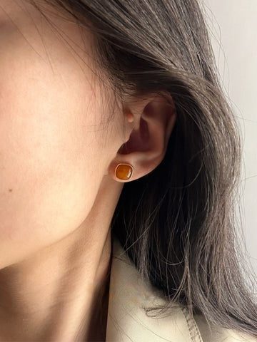 NaturalAmberSilverStudEarrings4 e9c00a00 e991 435e b80e