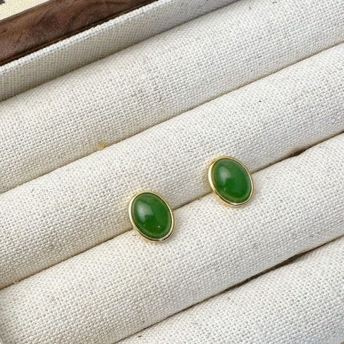 NaturalHetianJadeSilverStudEarrings2 a3b98c5d 1acc 43e0 b9cd 6264545a7e70