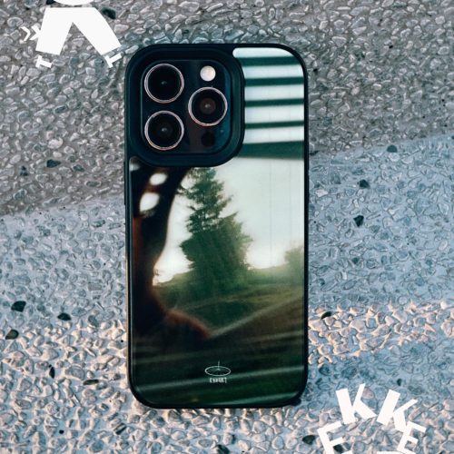 OutsidetheWindowPrintedPhoneCase4