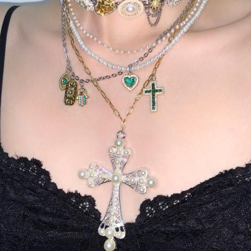 PearlCrossPendantLayeredChokerNecklace3