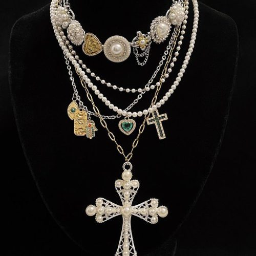 PearlCrossPendantLayeredChokerNecklace4