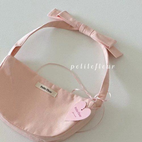 PinkBowShoulderBag1 7446371b d749 48a5 921d 75ac0970d2bf