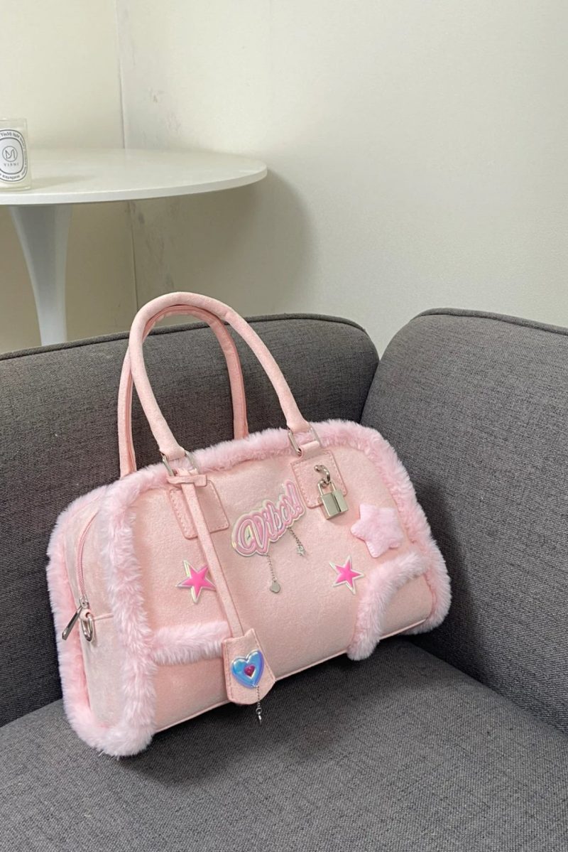 PinkPlushCrossbodyHandbag5 6abfa359 4107 4603 a5d2 940636f2c056