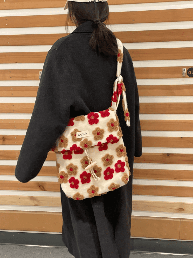 PlushFlipCrossbodyBag3