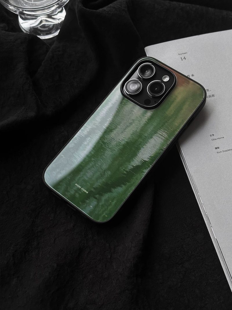 PondReflectionPhoneCase3