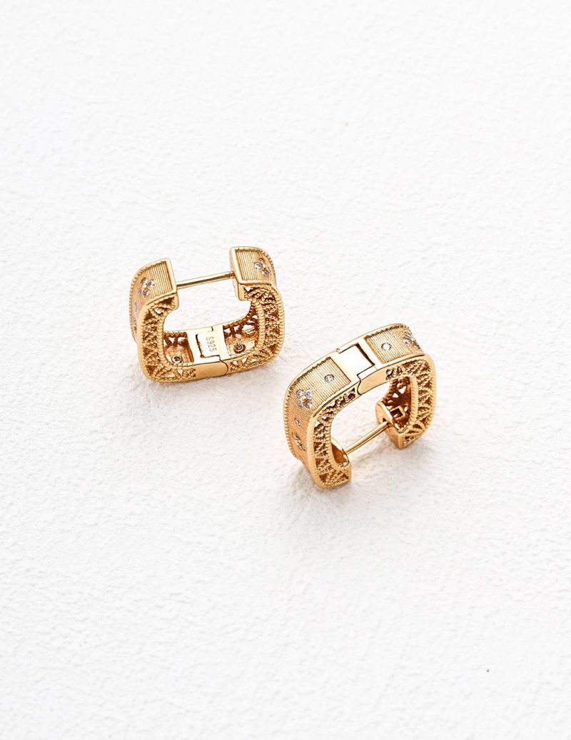 RetroGoldenHuggieEarrings1