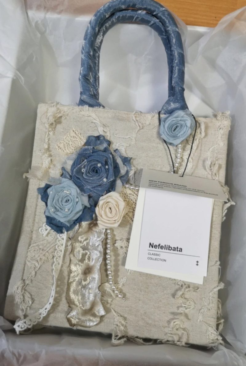 RomanticBlueRoseLaceTote4