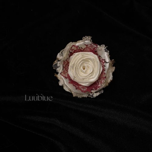 RoseLaceBrooch5