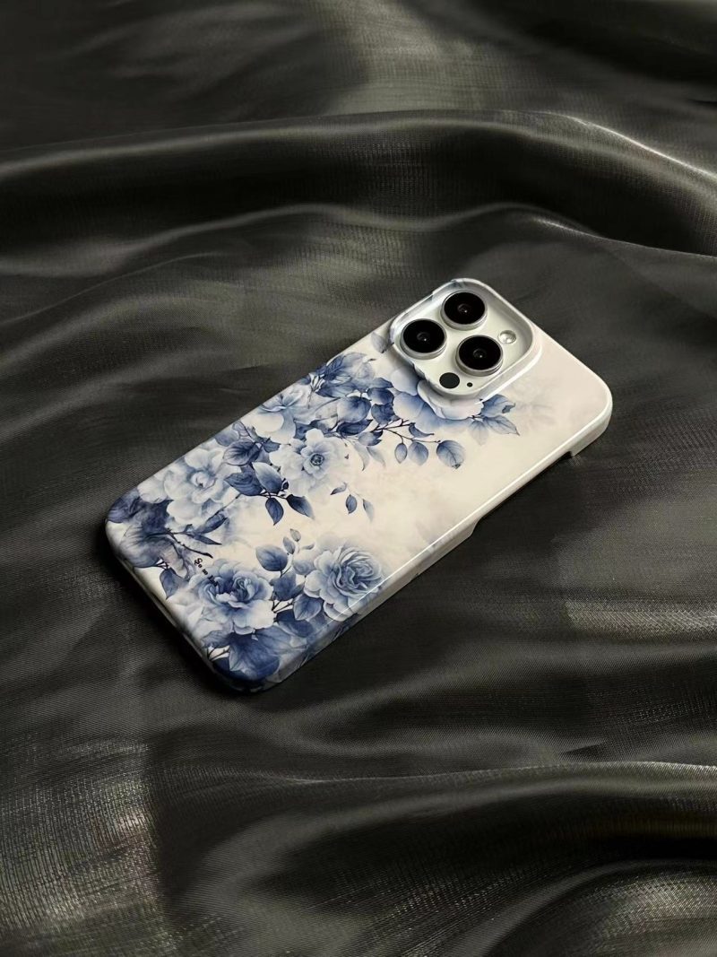 RosesPrintedPhoneCase4