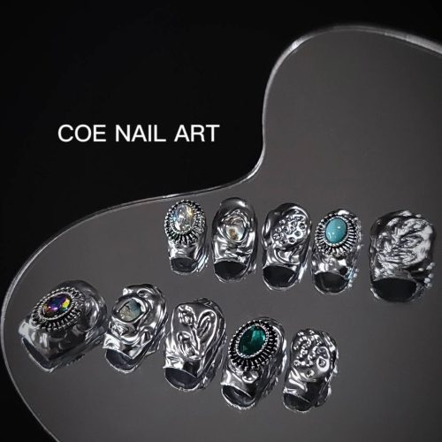 ShapedSilverGemPressOnNailsSet4