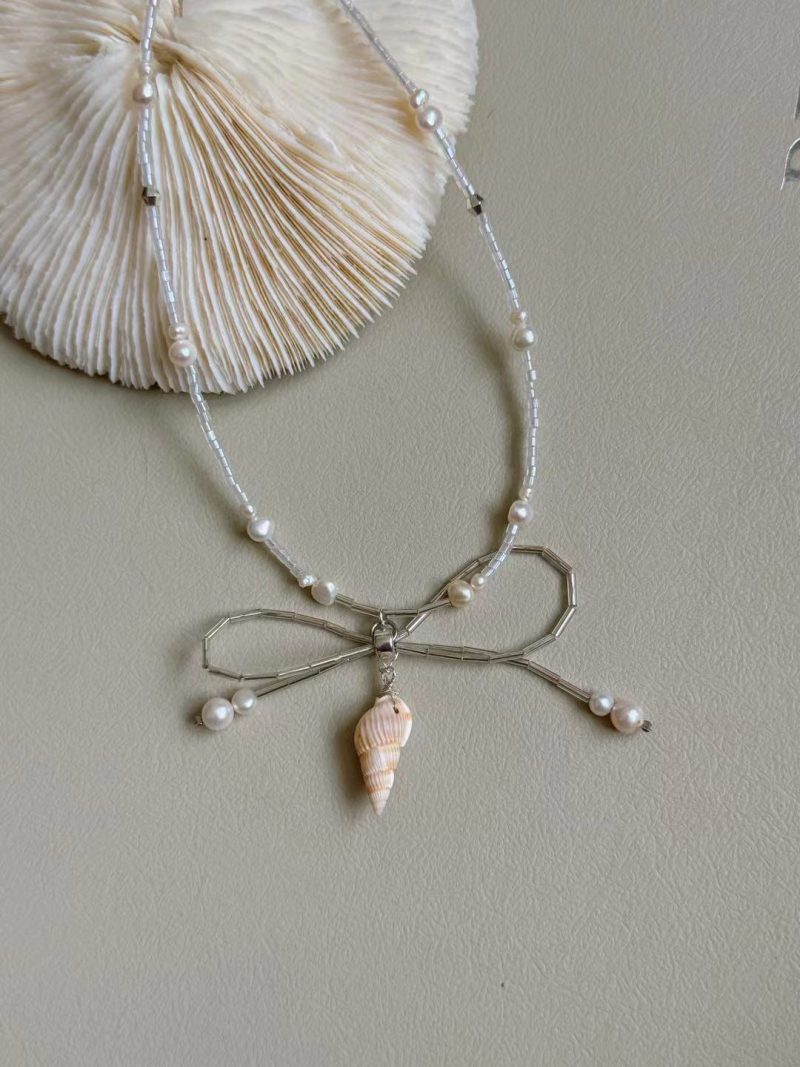 ShellCharmBowPearlBeadedNecklace3